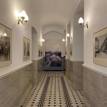 Hotel Grand Tabor