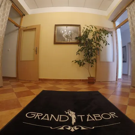 Grand טאבור