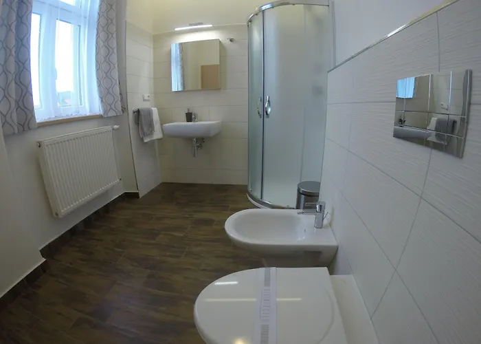 Hotell Grand Tábor