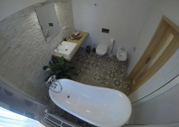 Hotell Grand Tábor