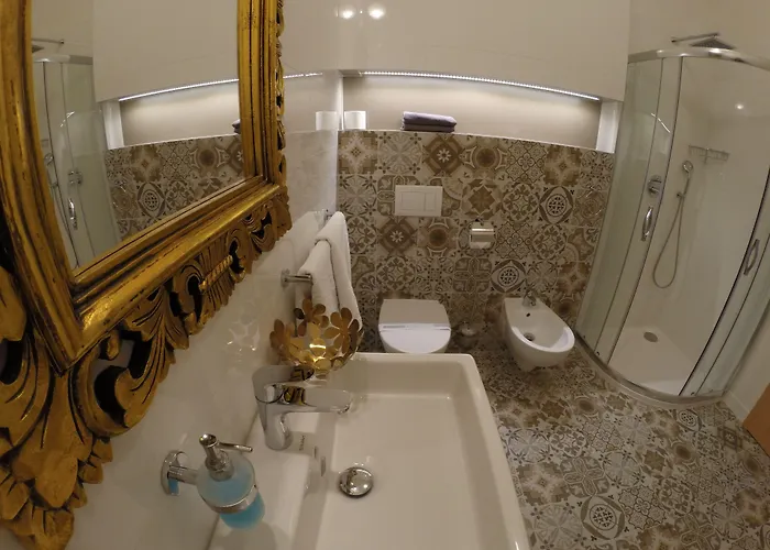 Hotell Grand 3*